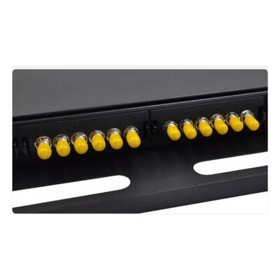 Ranura portuaria de la placa frontal 6 del panel de remiendo de fibra del ST 24F 24 a una cara negro del panel de remiendo de ODF