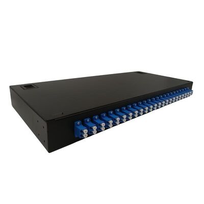 El panel de remiendo de la fibra óptica de las fibras del soporte 48 de la pared de FTTH ODF con las coletas del acoplador del dúplex del LC