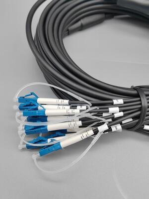 Cable de Fibra Óptica Blindado Pre-terminado Personalizado 6 12 24 Fibras Conector LC SC OS2 Monomodo Cable Negro Exterior de 5.0mm